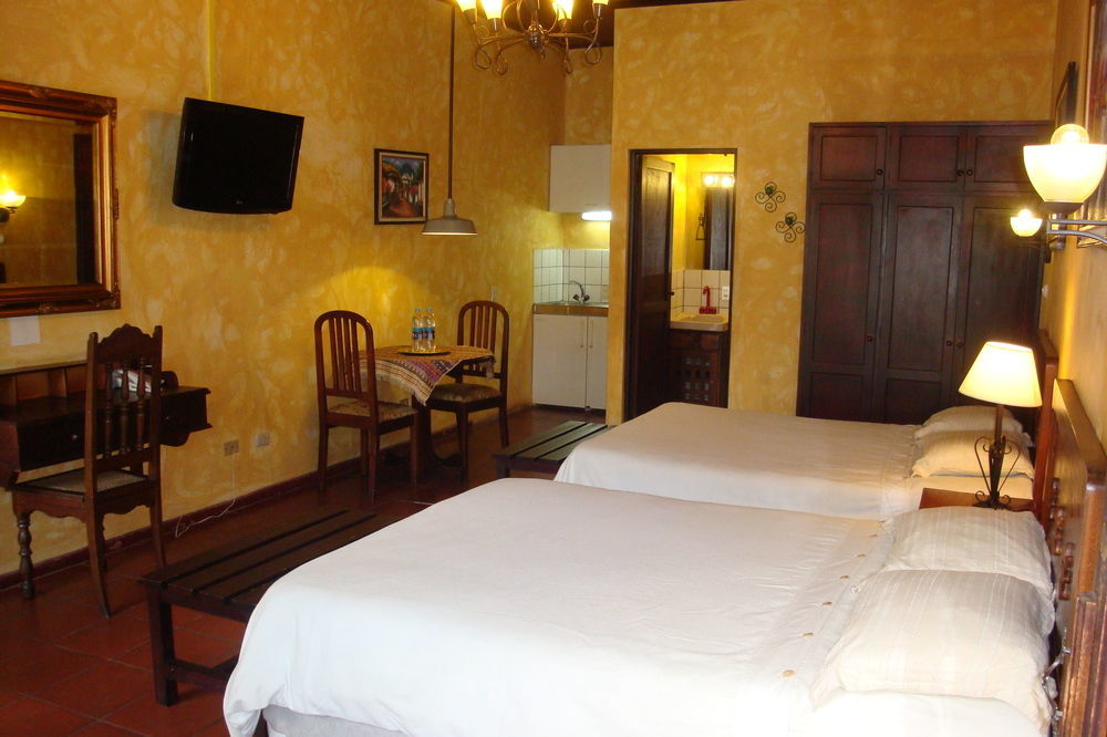 Hotel Convento Santa Catalina By Ahs Antigua Exterior photo