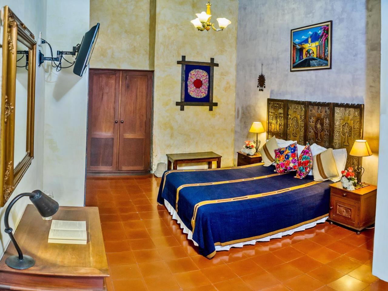 Hotel Convento Santa Catalina By Ahs Antigua Exterior photo