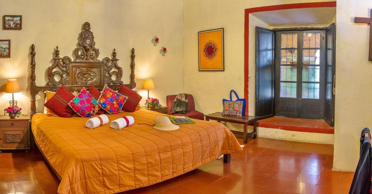 Hotel Convento Santa Catalina By Ahs Antigua Exterior photo
