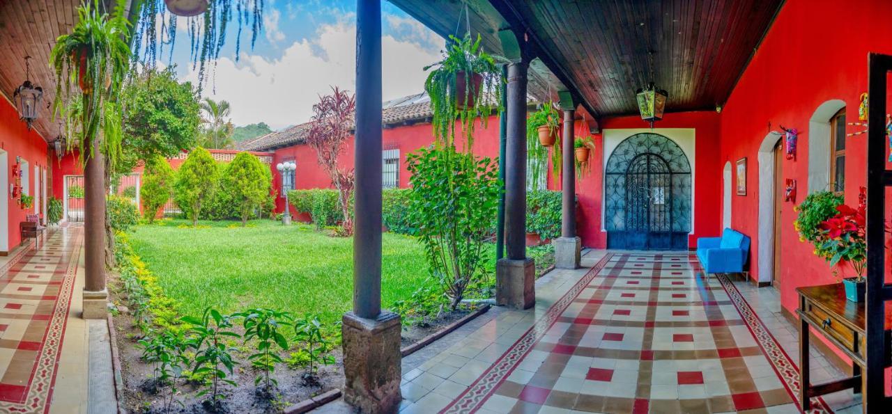 Hotel Convento Santa Catalina By Ahs Antigua Exterior photo